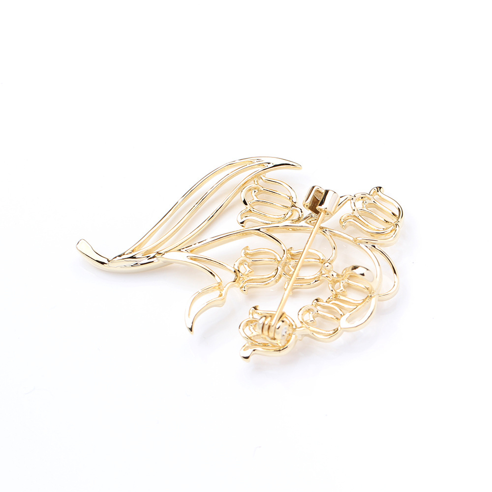 Minimalist Hollowed Out Brooch - Men Accessories Bouquet 评论和价格