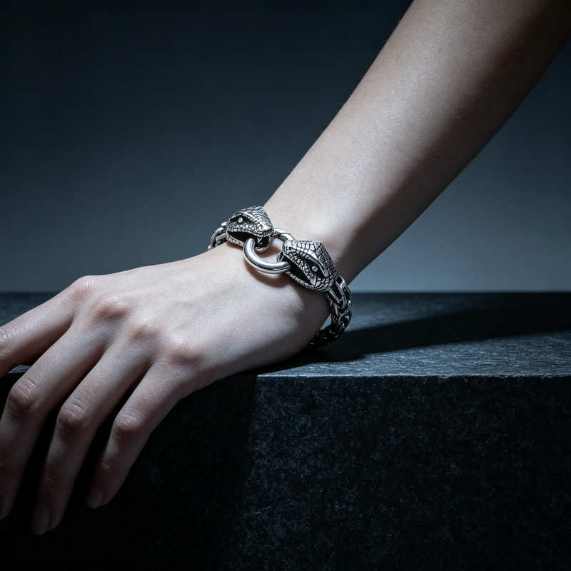 Kalen Vintage Stainless Steel  - Men Accessories Bd 评论和价格